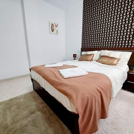 Mira Apartman Torrevieja Exteriör bild