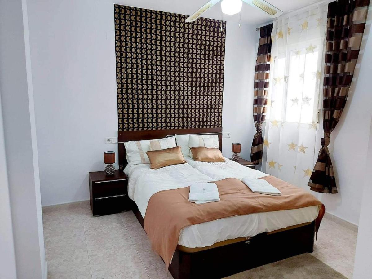Mira Apartman Torrevieja Exteriör bild